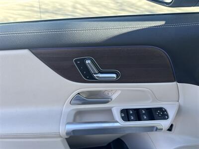 2023 Mercedes-Benz EQB EQB 300 4MATIC   - Photo 11 - Dallas, TX 75252