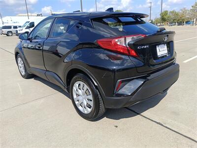 2019 Toyota C-HR LE   - Photo 5 - Dallas, TX 75252