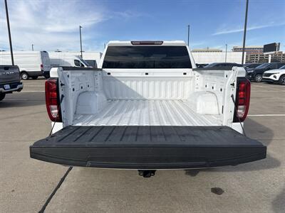 2023 GMC Sierra 1500 Pro   - Photo 15 - Dallas, TX 75252