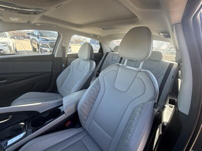 2025 Hyundai ELANTRA Limited   - Photo 34 - Dallas, TX 75252