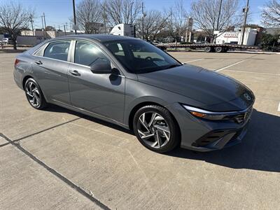 2025 Hyundai ELANTRA Limited   - Photo 9 - Dallas, TX 75252