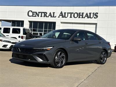 2025 Hyundai ELANTRA Limited   - Photo 1 - Dallas, TX 75252