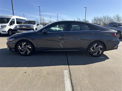2025 Hyundai ELANTRA Limited   - Photo 10 - Dallas, TX 75252