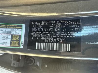 2025 Hyundai ELANTRA Limited   - Photo 41 - Dallas, TX 75252