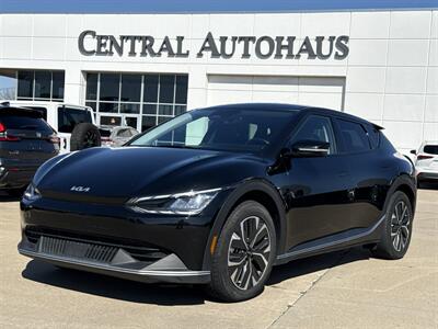2024 Kia EV6 Light Long Range   - Photo 1 - Dallas, TX 75252
