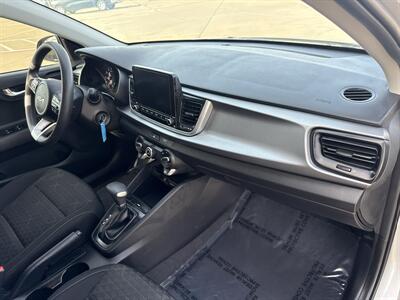 2023 Kia Rio LX - Photo 20 - Dallas, TX 75252
