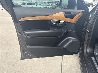 2024 Volvo XC90 Recharge T8 Plus Bright Theme 6P - Photo 12 - Dallas, TX 75252
