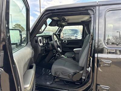 2025 Jeep Wrangler Sahara - Photo 17 - Dallas, TX 75252