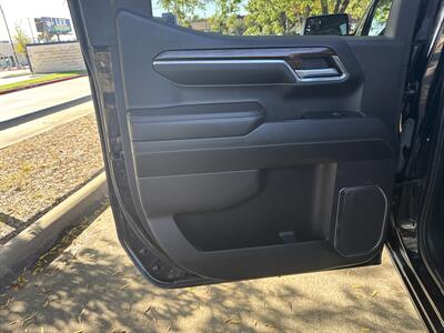 2024 GMC Sierra 1500 SLE   - Photo 18 - Dallas, TX 75252