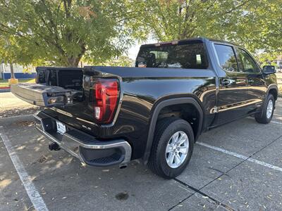 2024 GMC Sierra 1500 SLE   - Photo 21 - Dallas, TX 75252