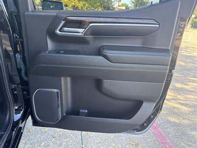 2024 GMC Sierra 1500 SLE   - Photo 23 - Dallas, TX 75252