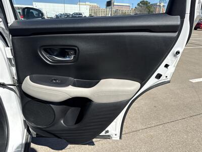 2023 Honda HR-V LX - Photo 13 - Dallas, TX 75252