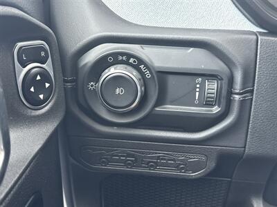 2025 Jeep Wrangler Sahara   - Photo 32 - Dallas, TX 75252