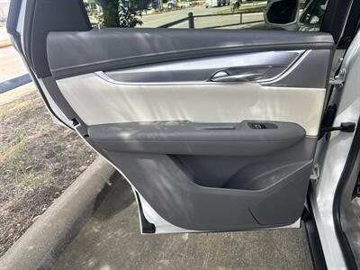 2020 Cadillac XT5 Premium Luxury   - Photo 13 - Dallas, TX 75252