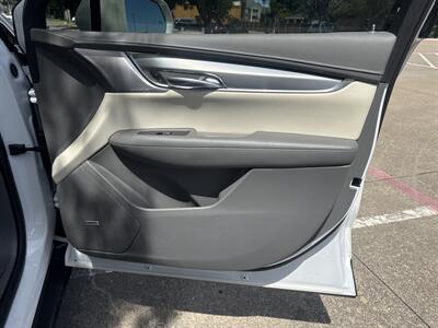 2020 Cadillac XT5 Premium Luxury   - Photo 15 - Dallas, TX 75252