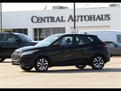 2021 Nissan Kicks S   - Photo 1 - Dallas, TX 75252