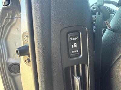 2025 Honda Odyssey EX-L - Photo 14 - Dallas, TX 75252