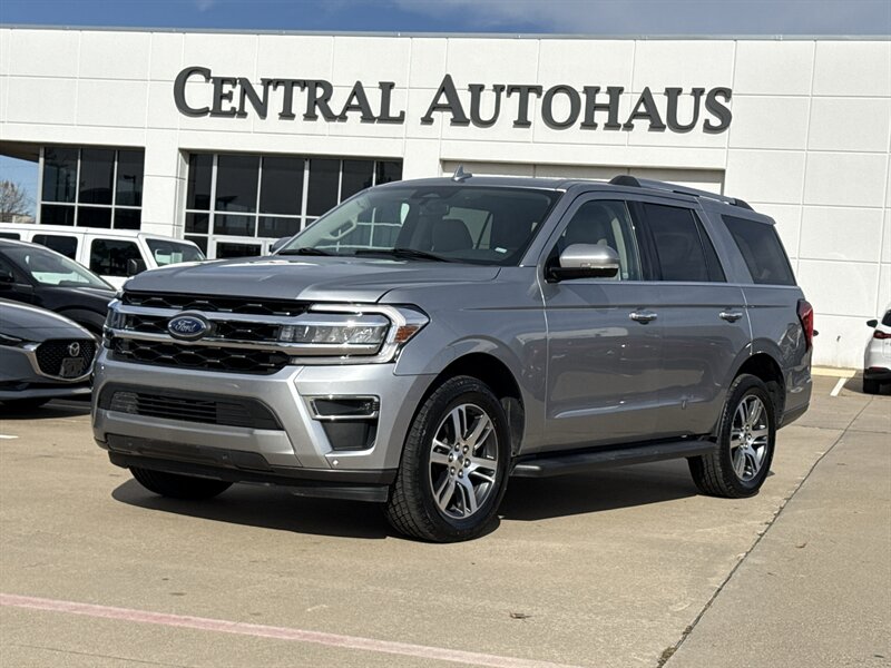 2024 Ford Expedition Limited   - Photo 1 - Dallas, TX 75252