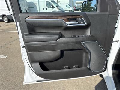 2025 GMC Sierra 1500 SLT - Photo 13 - Dallas, TX 75252