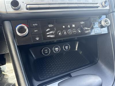 2025 Genesis G70 2.5T Standard - Photo 33 - Dallas, TX 75252