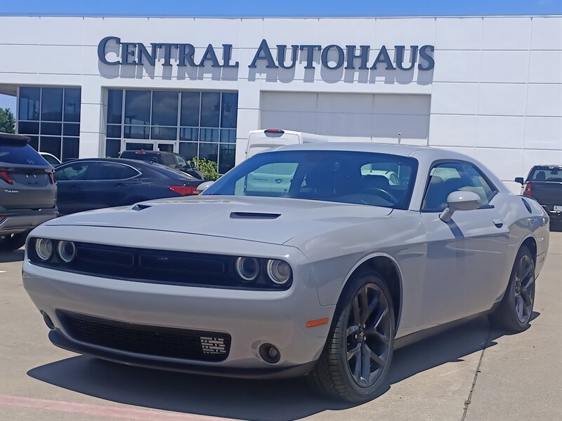 2021 Dodge Challenger SXT  
