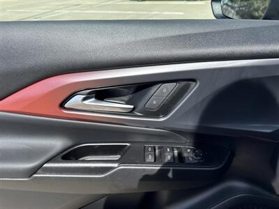 2024 Chevrolet Equinox EV RS   - Photo 11 - Dallas, TX 75252