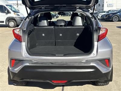 2020 Toyota C-HR LE   - Photo 16 - Dallas, TX 75252