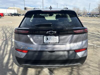 2023 Chevrolet Bolt EUV LT - Photo 6 - Dallas, TX 75252