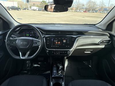 2023 Chevrolet Bolt EUV LT - Photo 20 - Dallas, TX 75252