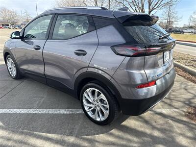 2023 Chevrolet Bolt EUV LT - Photo 5 - Dallas, TX 75252