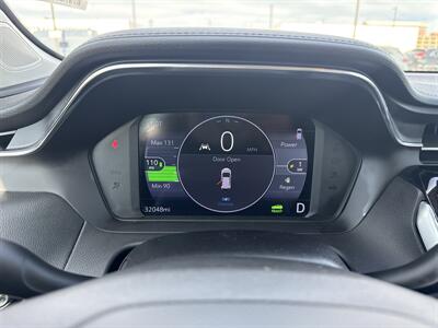 2023 Chevrolet Bolt EUV LT - Photo 22 - Dallas, TX 75252
