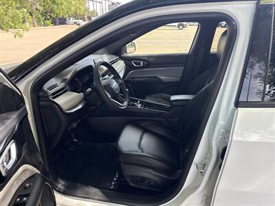 2024 Jeep Compass Limited   - Photo 16 - Dallas, TX 75252