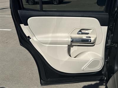 2022 Mercedes-Benz GLB GLB 250 - Photo 13 - Dallas, TX 75252