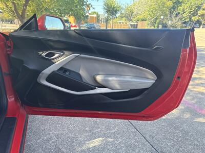 2020 Chevrolet Camaro LT   - Photo 12 - Dallas, TX 75252