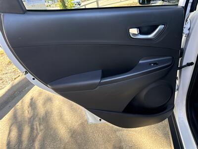 2023 Hyundai KONA Electric SEL   - Photo 12 - Dallas, TX 75252