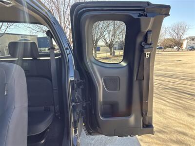 2022 Nissan Frontier S - Photo 11 - Dallas, TX 75252