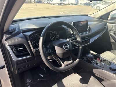 2025 Nissan Rogue SV   - Photo 11 - Dallas, TX 75252
