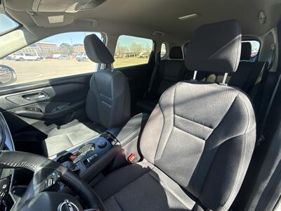 2025 Nissan Rogue SV   - Photo 15 - Dallas, TX 75252
