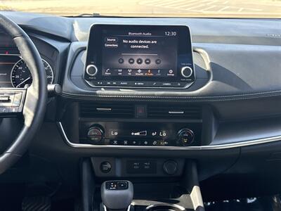 2025 Nissan Rogue SV   - Photo 23 - Dallas, TX 75252
