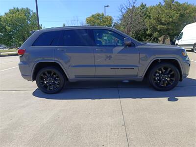 2021 Jeep Grand Cherokee Laredo X   - Photo 8 - Dallas, TX 75252