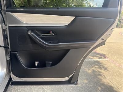 2024 Mazda CX-90 3.3 Turbo Preferred Plus   - Photo 13 - Dallas, TX 75252