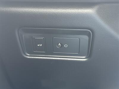 2024 Jaguar F-PACE P250 R-Dynamic S   - Photo 35 - Dallas, TX 75252