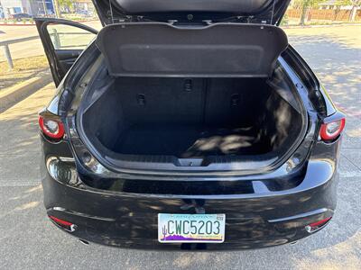 2025 Mazda Mazda3 Hatchback 2.5 S Select Sport   - Photo 16 - Dallas, TX 75252