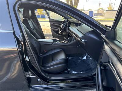 2025 Mazda Mazda3 Hatchback 2.5 S Select Sport   - Photo 19 - Dallas, TX 75252