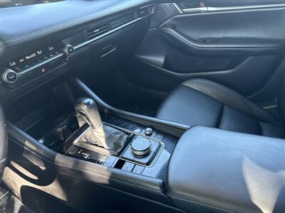 2025 Mazda Mazda3 Hatchback 2.5 S Select Sport   - Photo 28 - Dallas, TX 75252