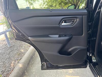 2025 Nissan Rogue SV   - Photo 12 - Dallas, TX 75252