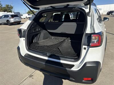 2023 Subaru Outback Premium   - Photo 17 - Dallas, TX 75252