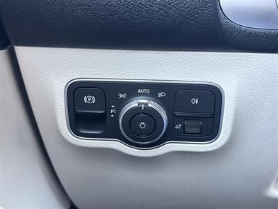 2023 Mercedes-Benz EQB EQB 300 4MATIC   - Photo 36 - Dallas, TX 75252