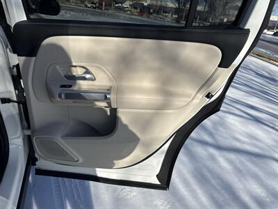 2023 Mercedes-Benz EQB EQB 300 4MATIC   - Photo 14 - Dallas, TX 75252