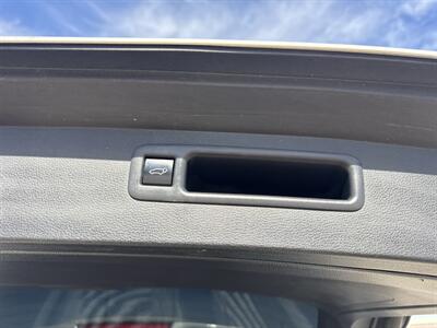 2023 Toyota Highlander XLE   - Photo 17 - Dallas, TX 75252